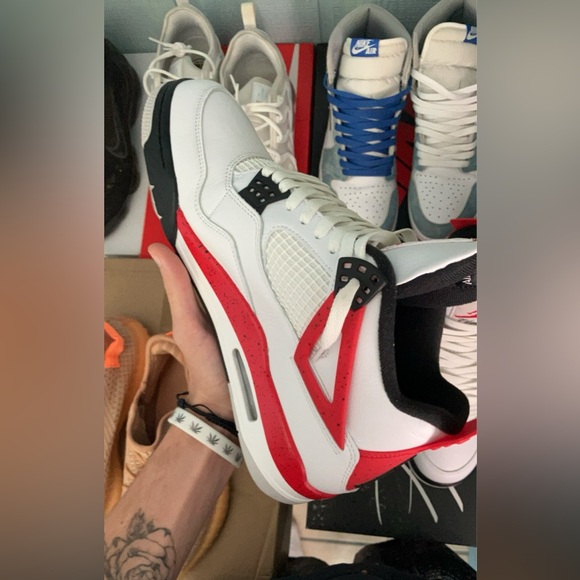 Jordan 4 red cement size 11 - Picture 1 of 6